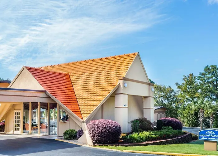Howard Johnson By Wyndham Athens